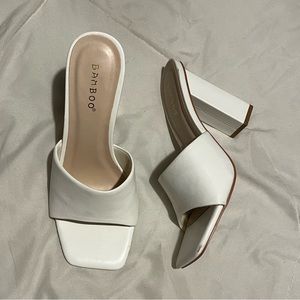 White heel